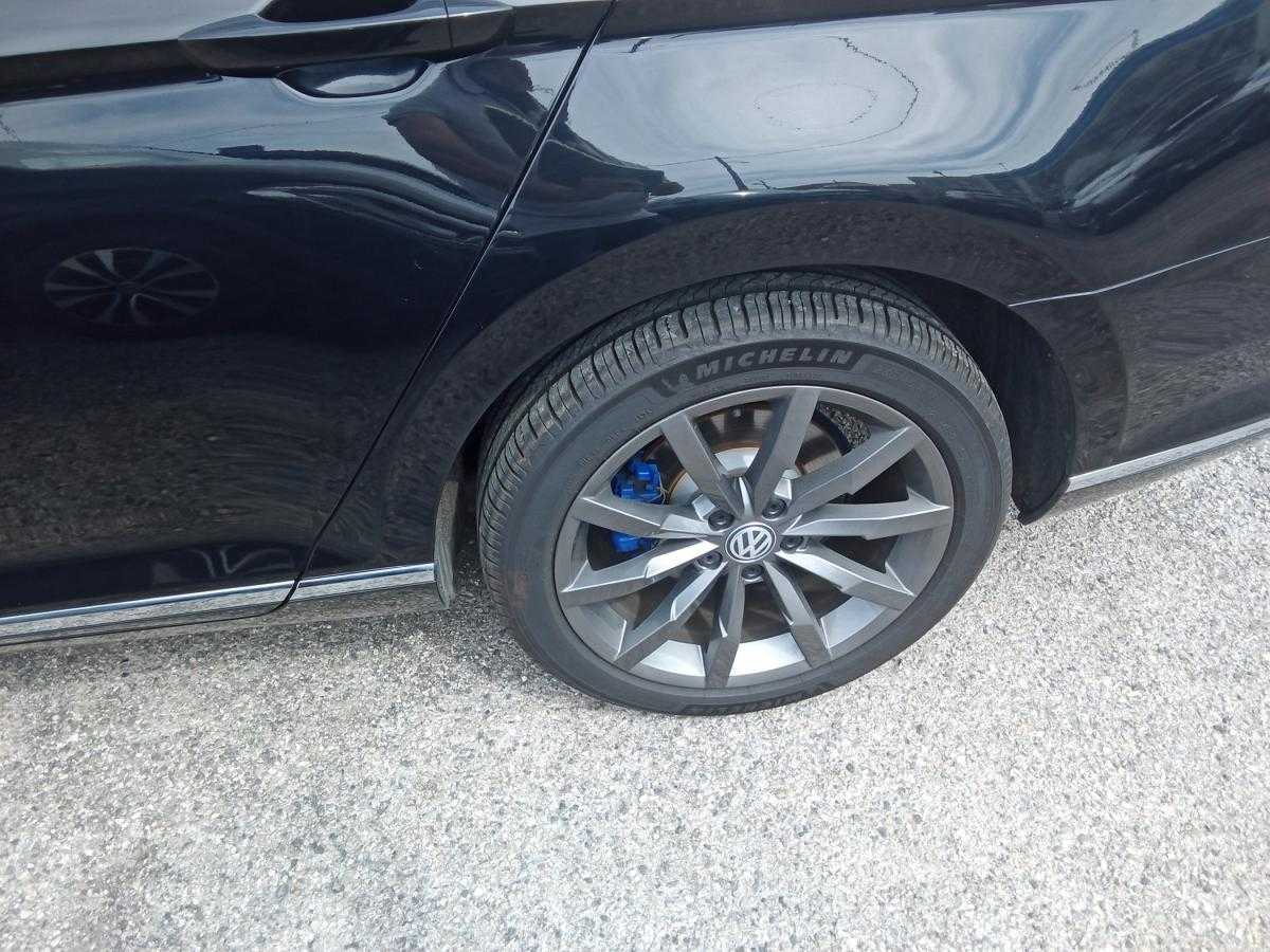 volkswagen-passat-variant-2017-hibrido-a-gasolina-1395cc