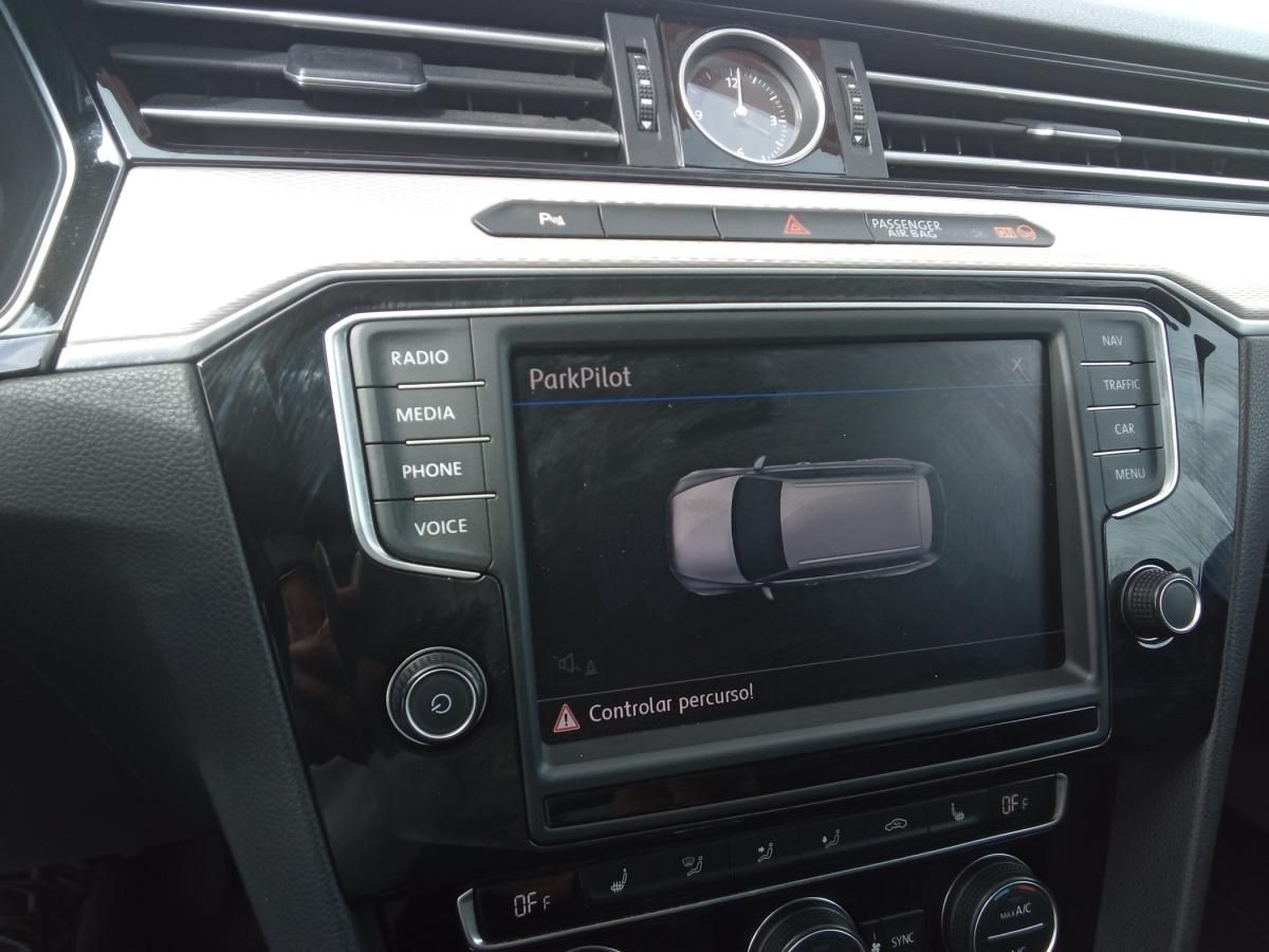 volkswagen-passat-variant-2017-hibrido-a-gasolina-1395cc