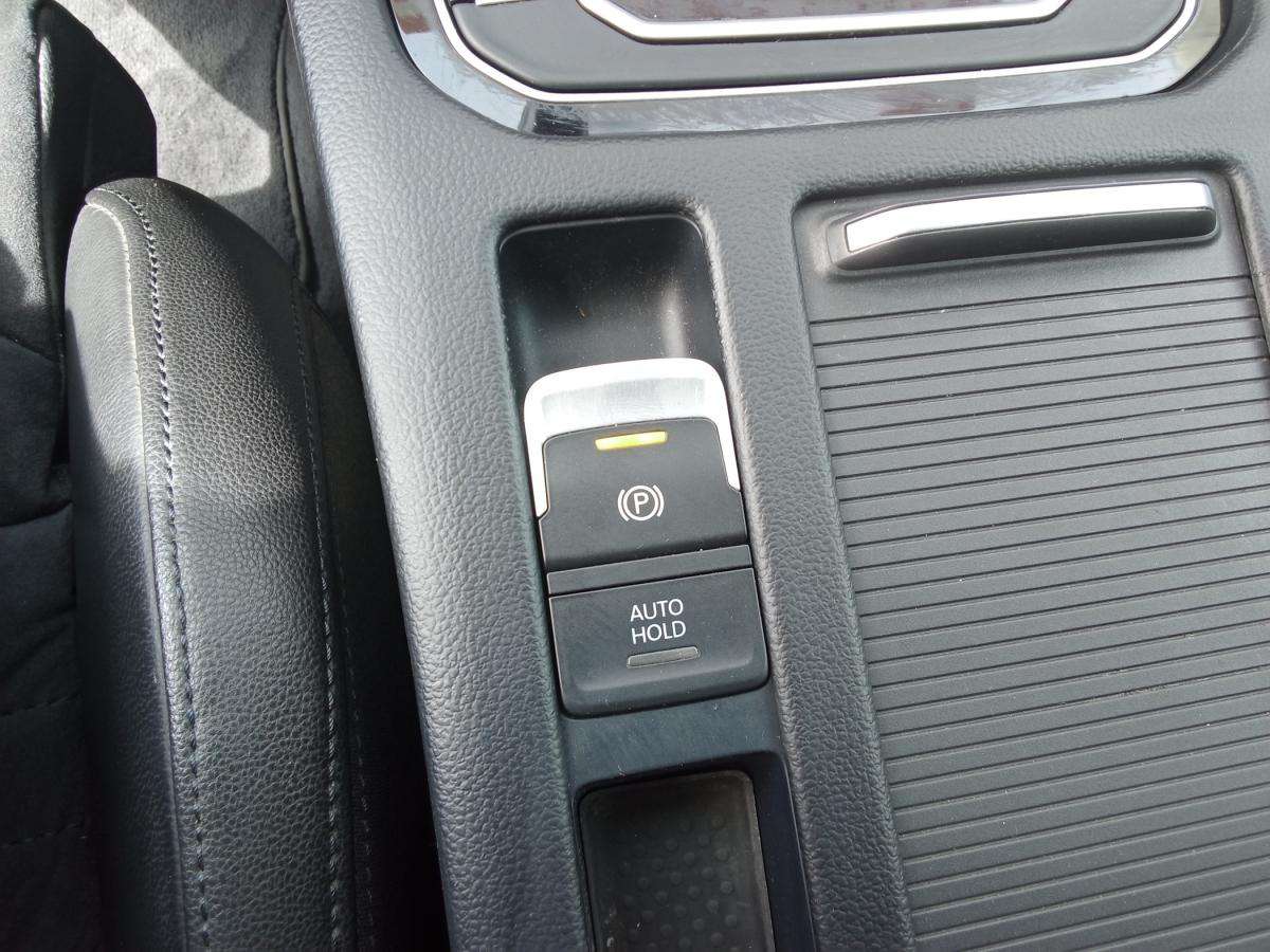 volkswagen-passat-variant-2017-hibrido-a-gasolina-1395cc