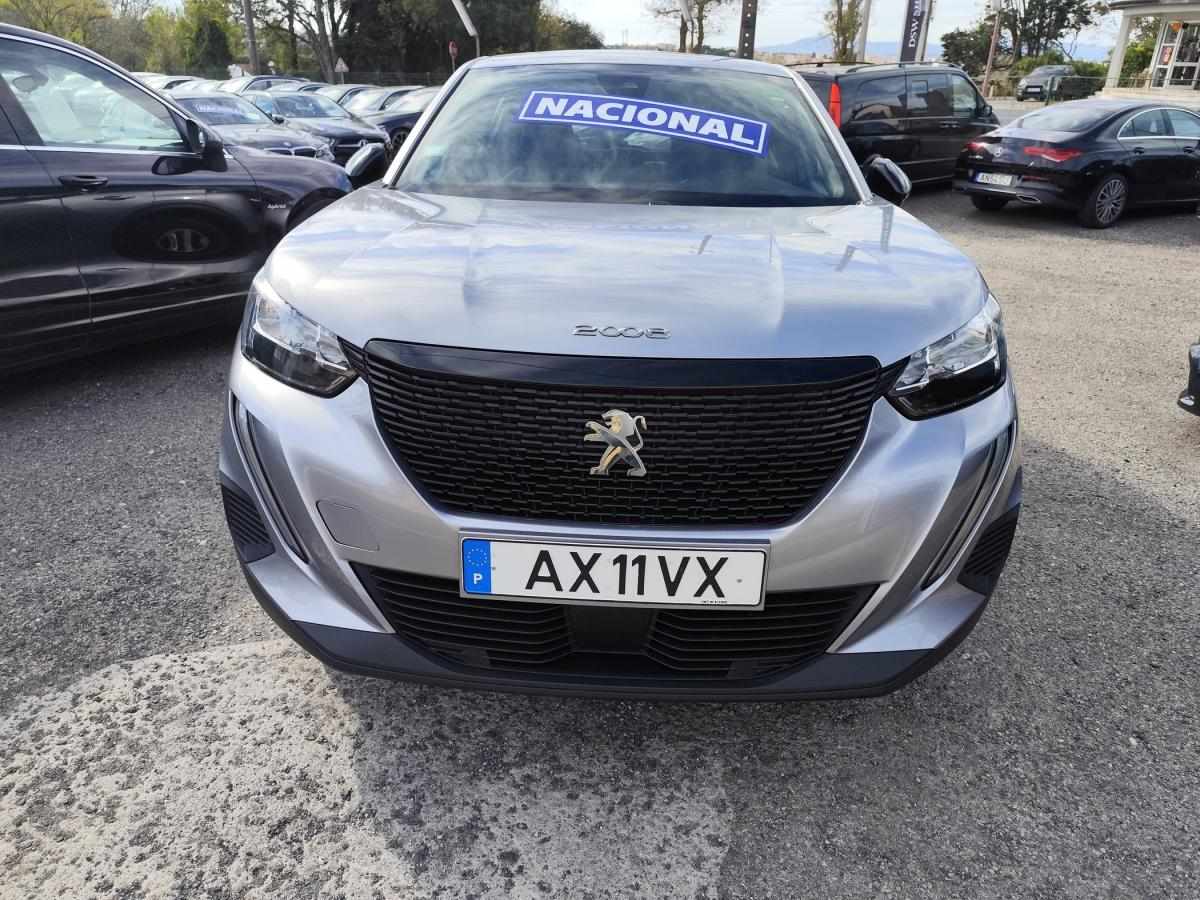peugeot-2008-2023-gasolina-1199cc