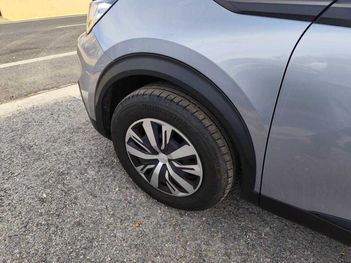 peugeot-2008-2023-gasolina-1199cc