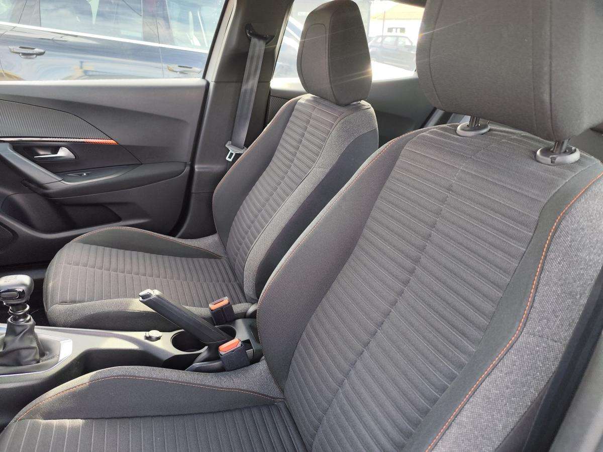 peugeot-2008-2023-gasolina-1199cc