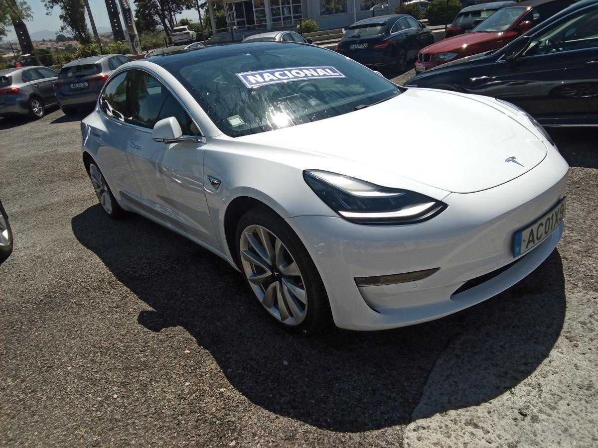 tesla-model-3-2020-eletrico-500cc