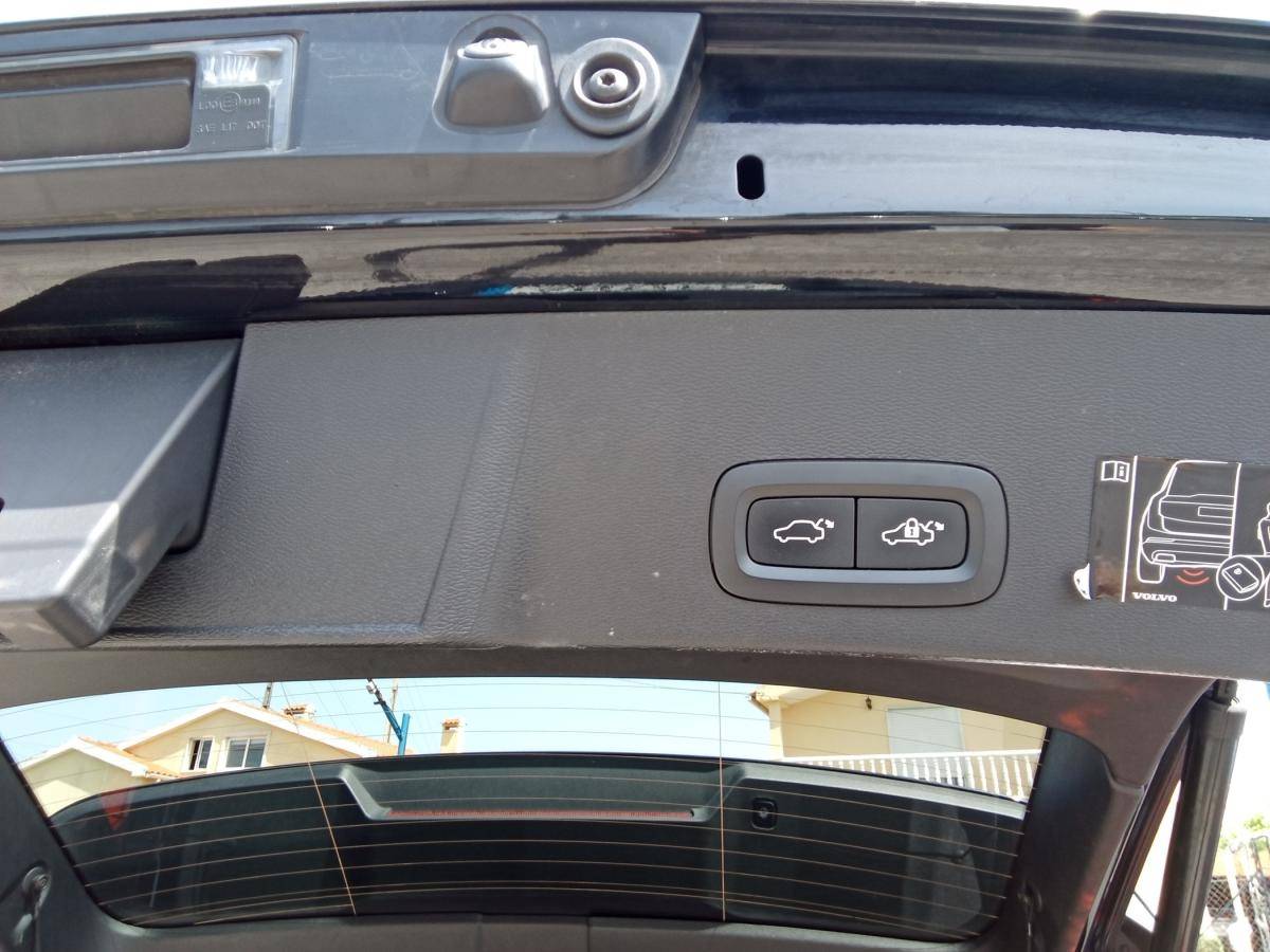 volvo-xc40-2020-hibrido-a-gasolina-1477cc