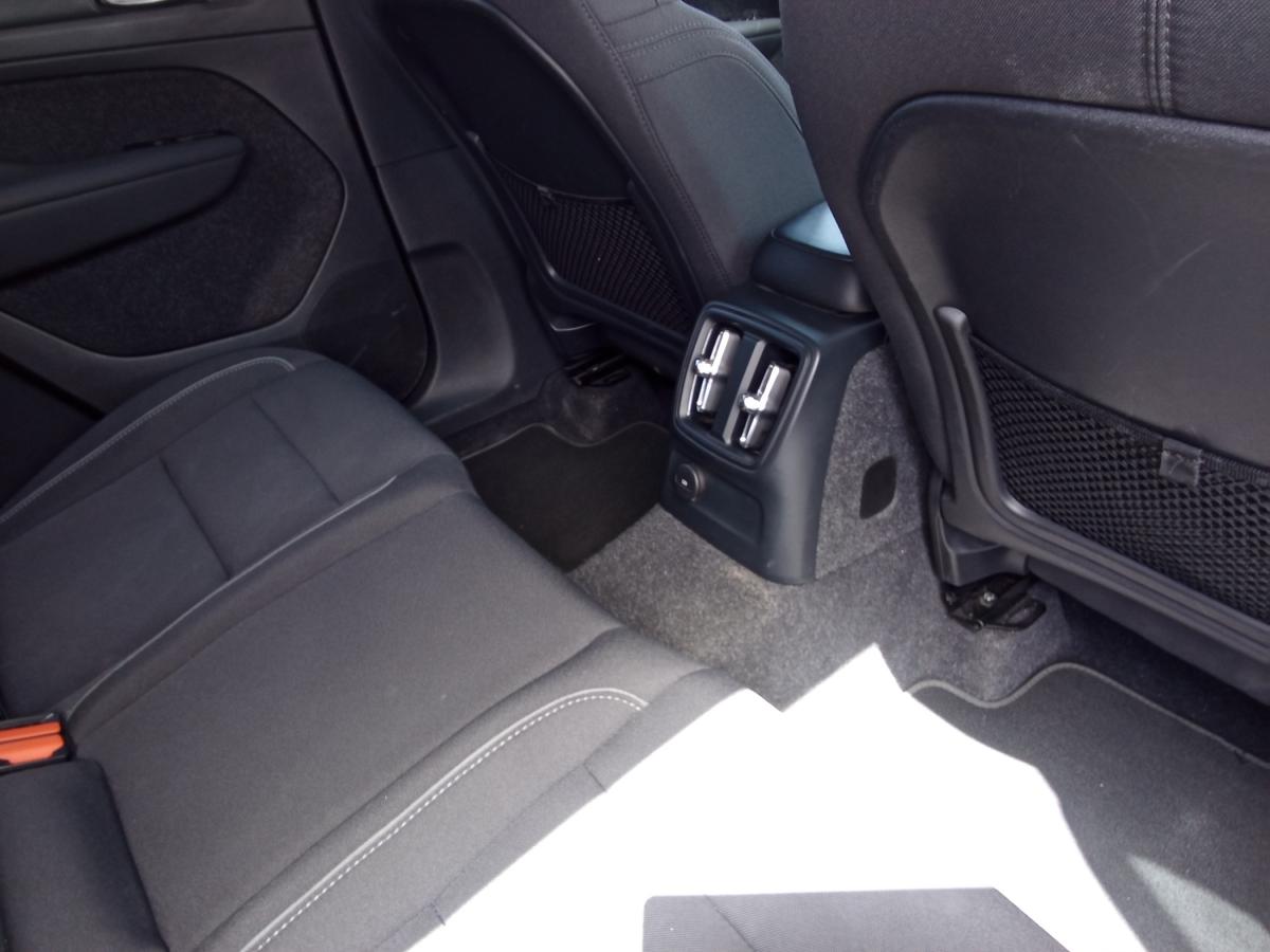 volvo-xc40-2020-hibrido-a-gasolina-1477cc