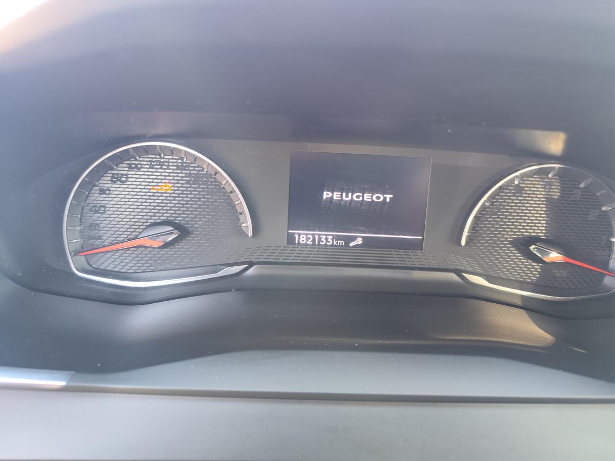 peugeot-208-2021-diesel-1499cc