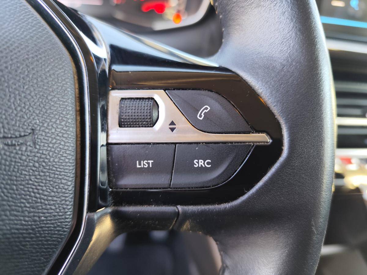 peugeot-208-2021-diesel-1499cc