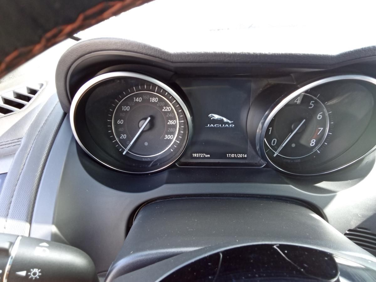 jaguar-f-type-2015-gasolina-2995cc