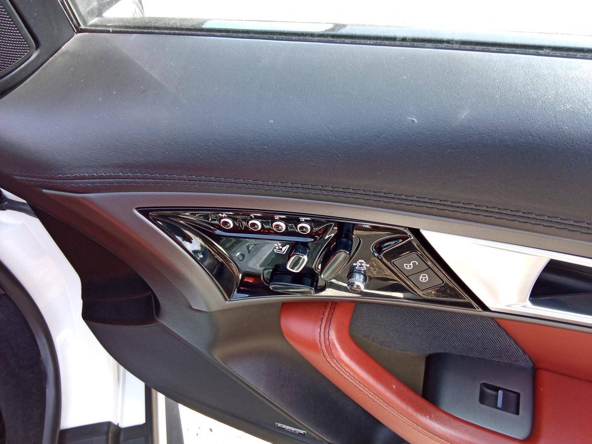 jaguar-f-type-2015-gasolina-2995cc