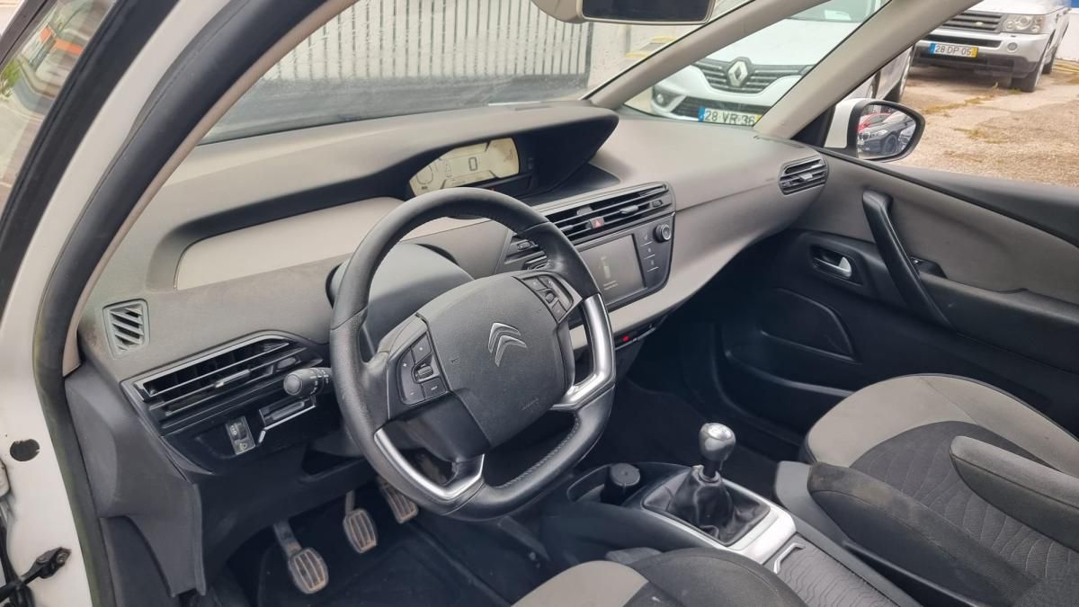 citroen-c4-grand-picasso-2014-diesel-1560cc