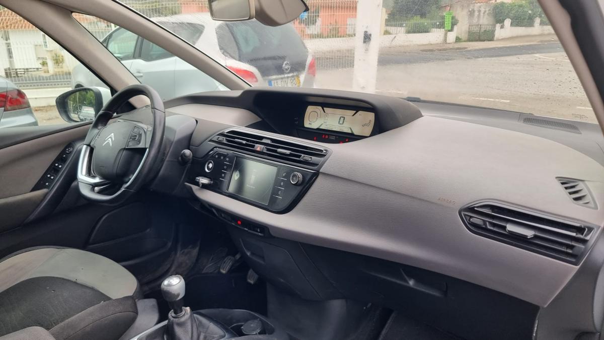 citroen-c4-grand-picasso-2014-diesel-1560cc