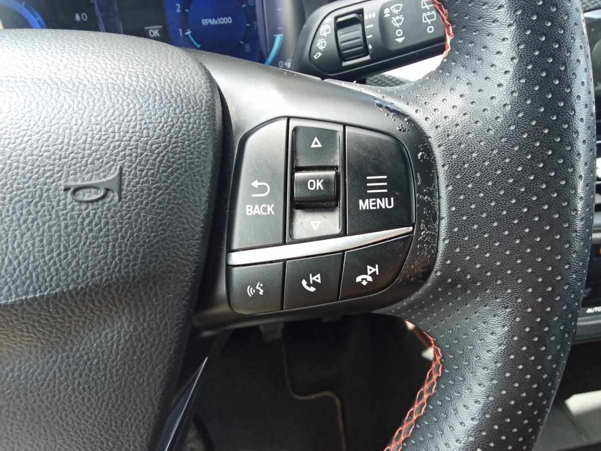 ford-kuga-2022-gasolina-1499cc