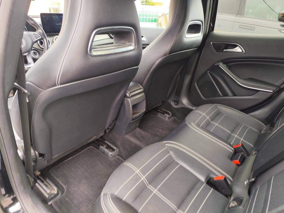 mercedes-benz-gla-2017-diesel-2143cc