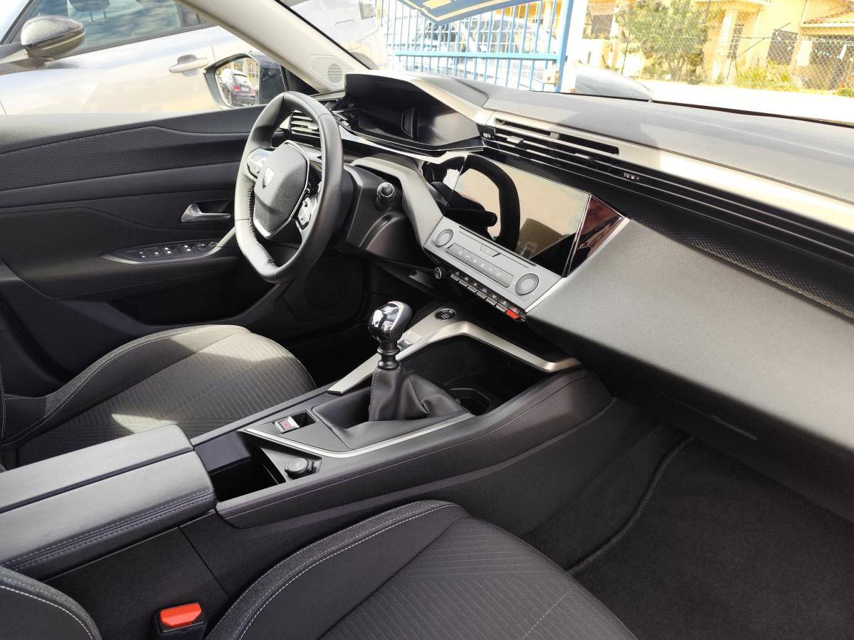 peugeot-308-sw-2022-diesel-1499cc