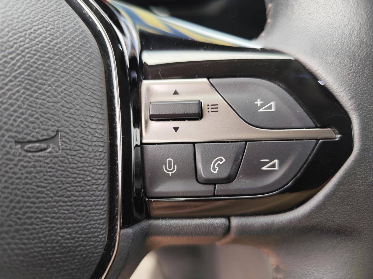 peugeot-308-sw-2022-diesel-1499cc