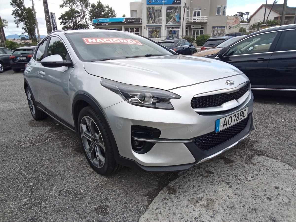 kia-xceed-2022-gasolina-998cc