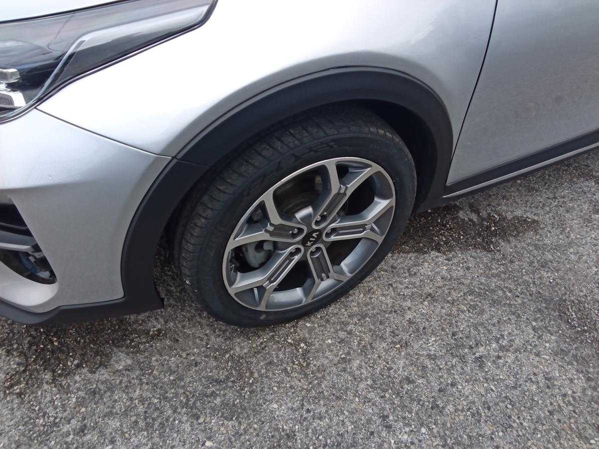 kia-xceed-2022-gasolina-998cc