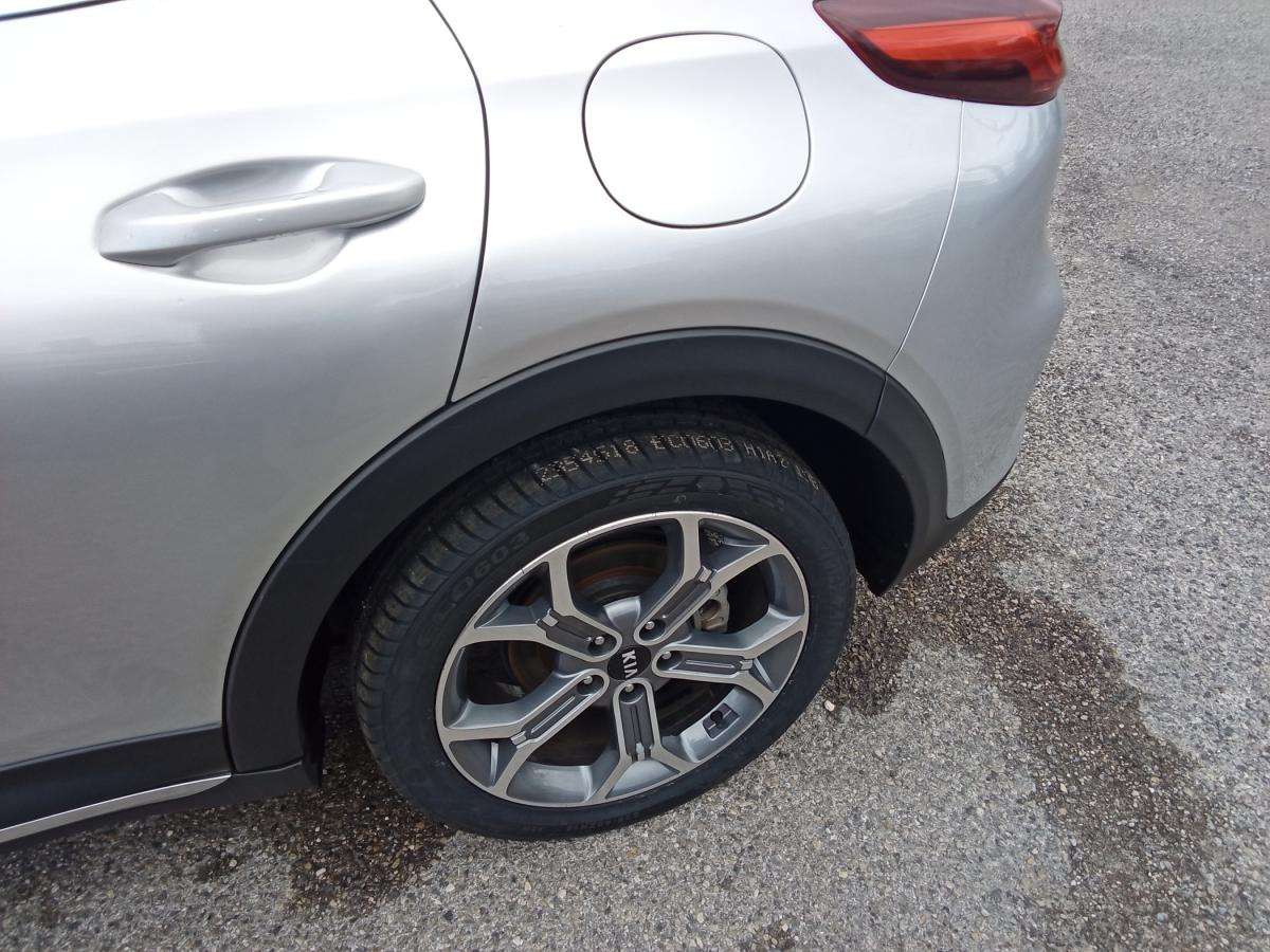 kia-xceed-2022-gasolina-998cc