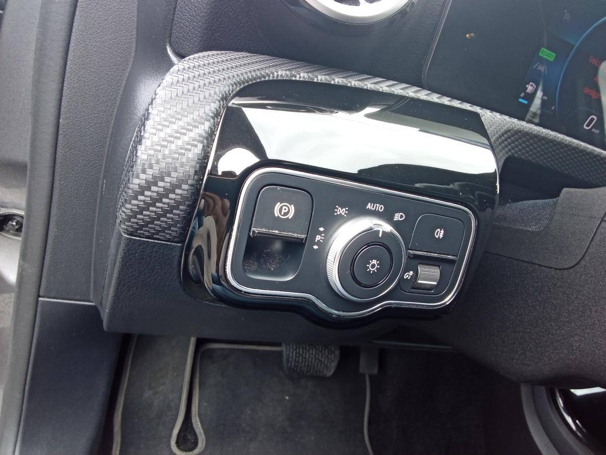 mercedes-benz-classe-a-2021-hibrido-a-gasolina-1332cc