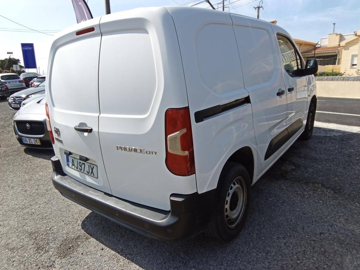 toyota-proace-2021-diesel-1499cc
