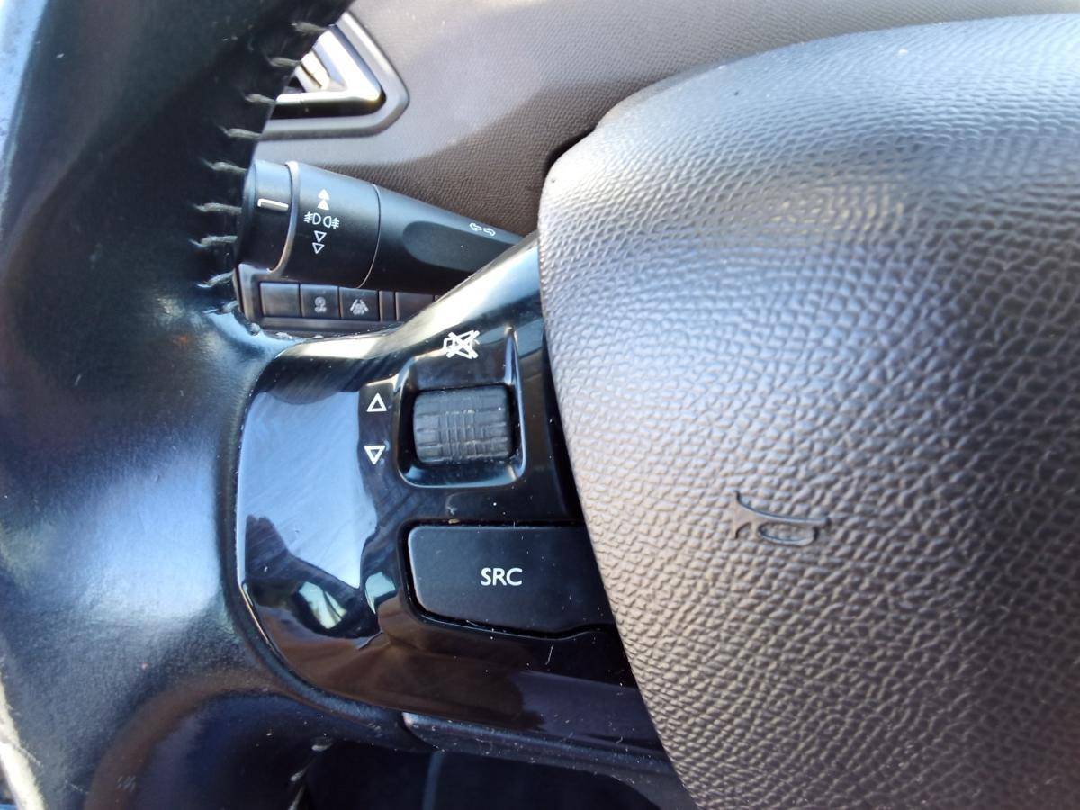 peugeot-308-2018-diesel-1560cc