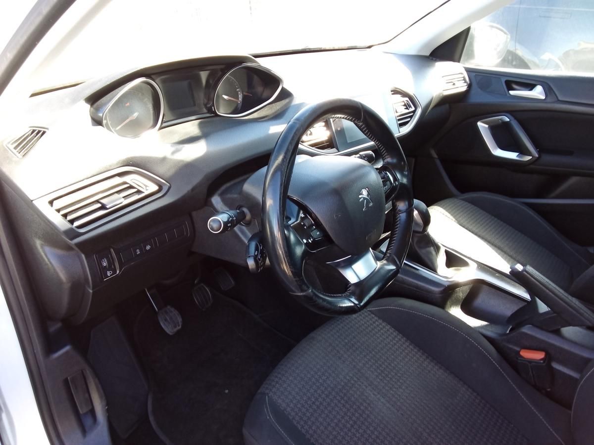 peugeot-308-2018-diesel-1560cc