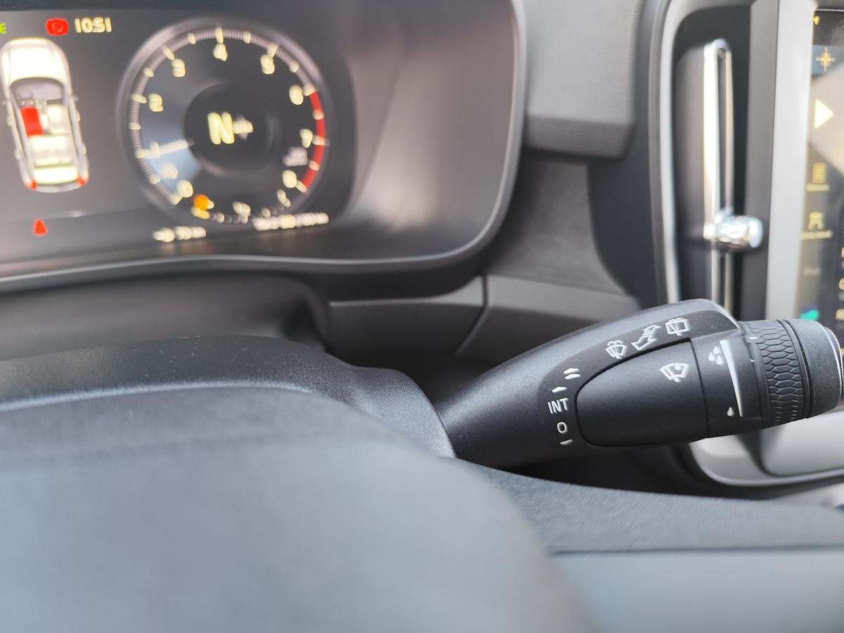 volvo-xc40-2021-gasolina-1477cc