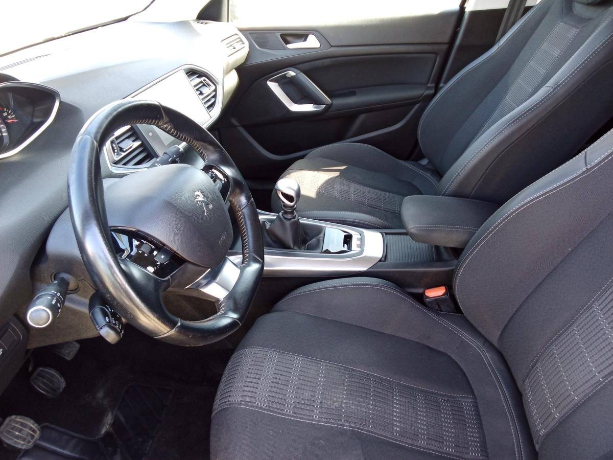 peugeot-308-sw-2019-diesel-1499cc