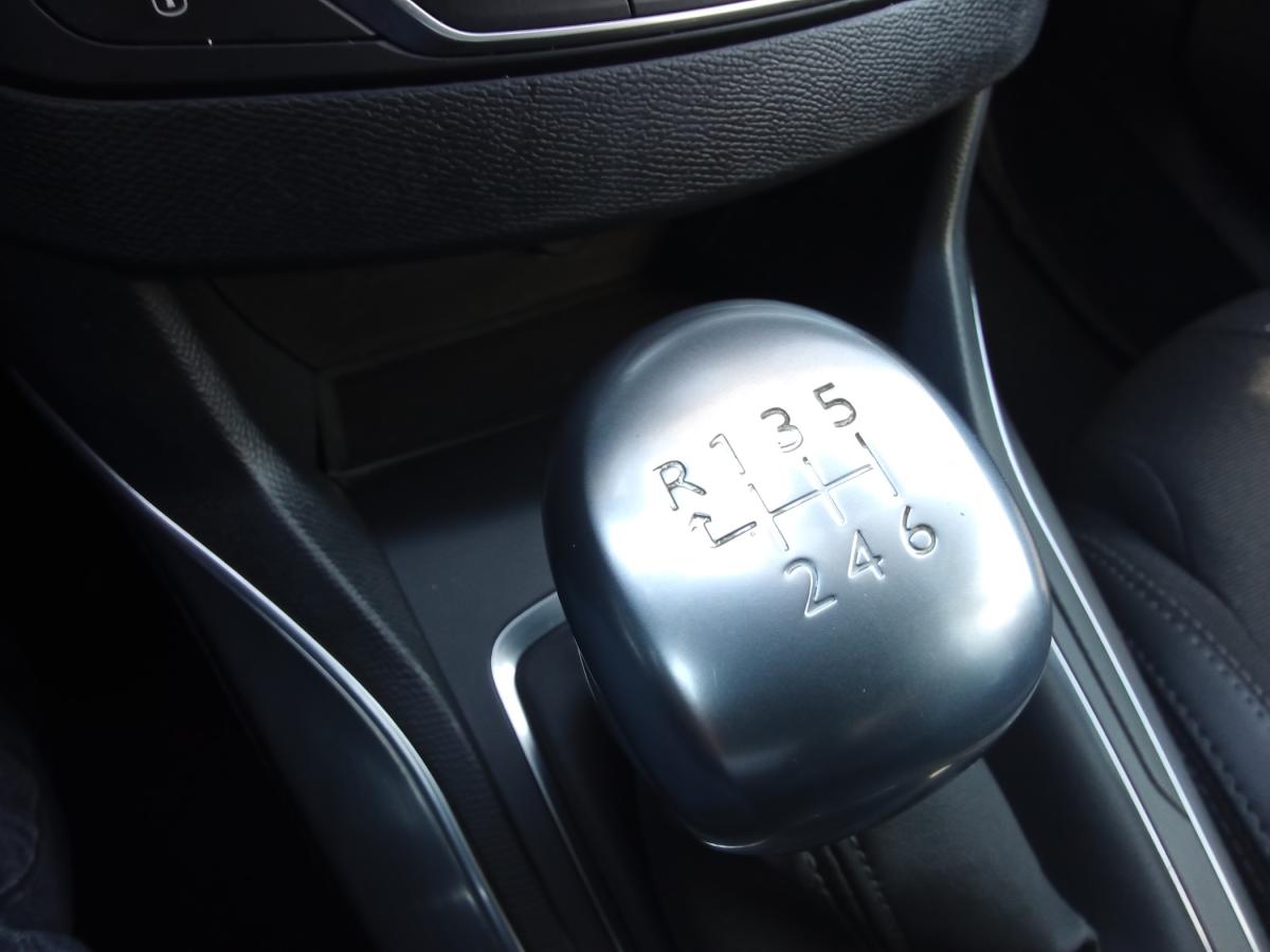 peugeot-308-sw-2019-diesel-1499cc