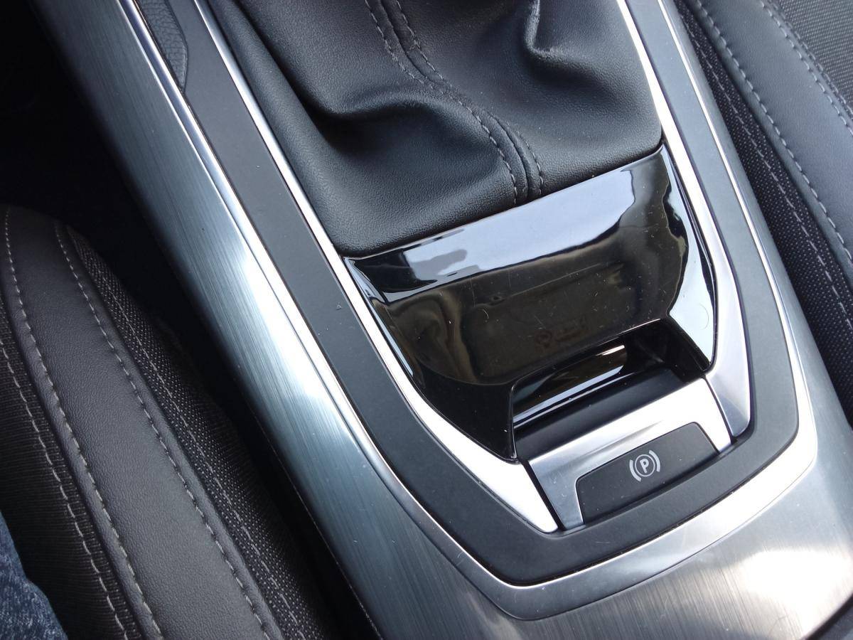 peugeot-308-sw-2019-diesel-1499cc