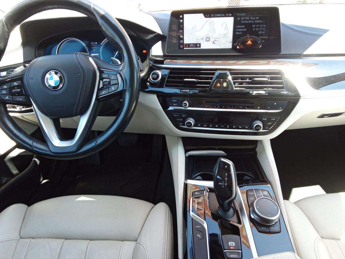 bmw-serie-5-2017-hibrido-a-gasolina-1998cc