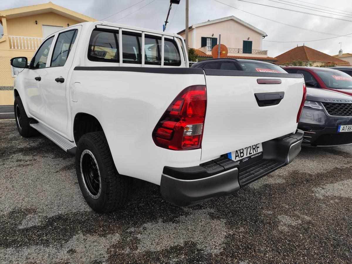 toyota-hilux-2020-diesel-2393cc