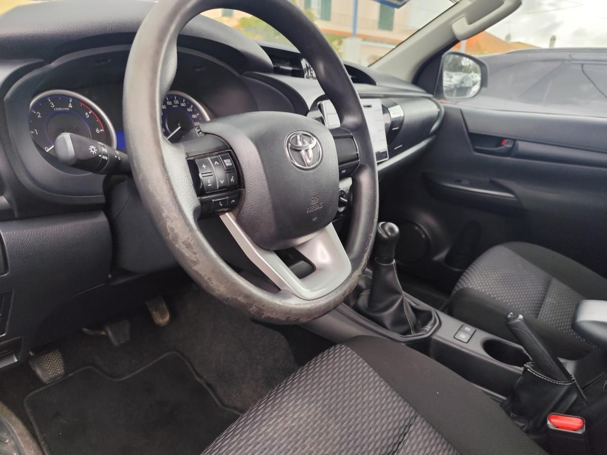 toyota-hilux-2020-diesel-2393cc