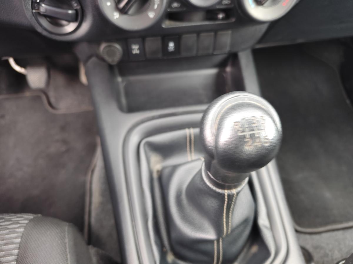 toyota-hilux-2020-diesel-2393cc