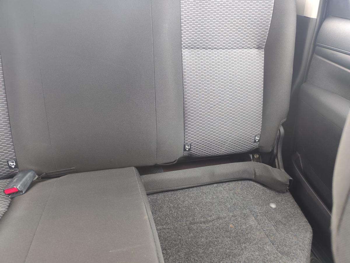 toyota-hilux-2020-diesel-2393cc