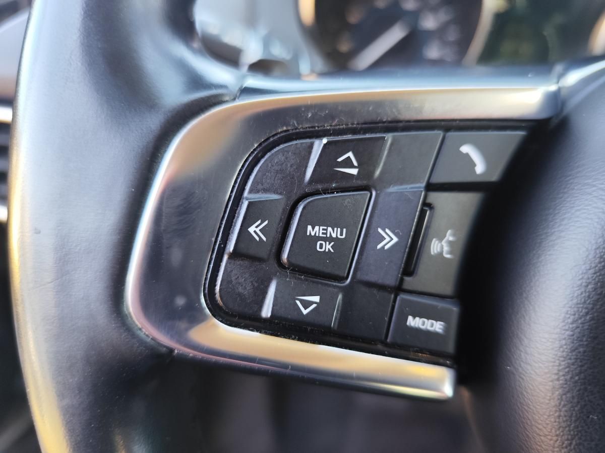 jaguar-f-pace-2018-diesel-1999cc