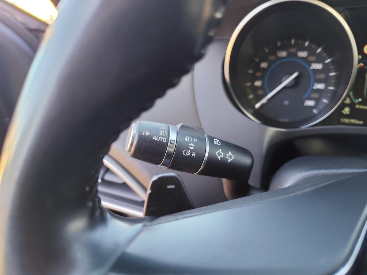 jaguar-f-pace-2018-diesel-1999cc