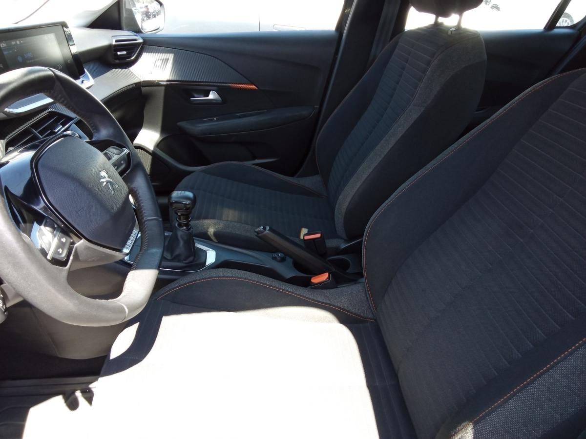 peugeot-208-2023-gasolina-1199cc
