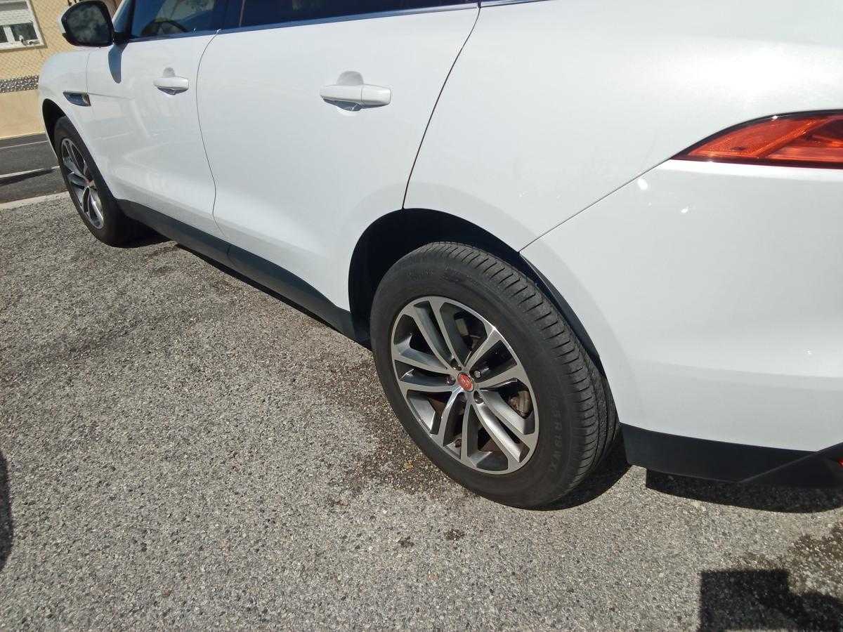jaguar-f-pace-2018-diesel-1999cc