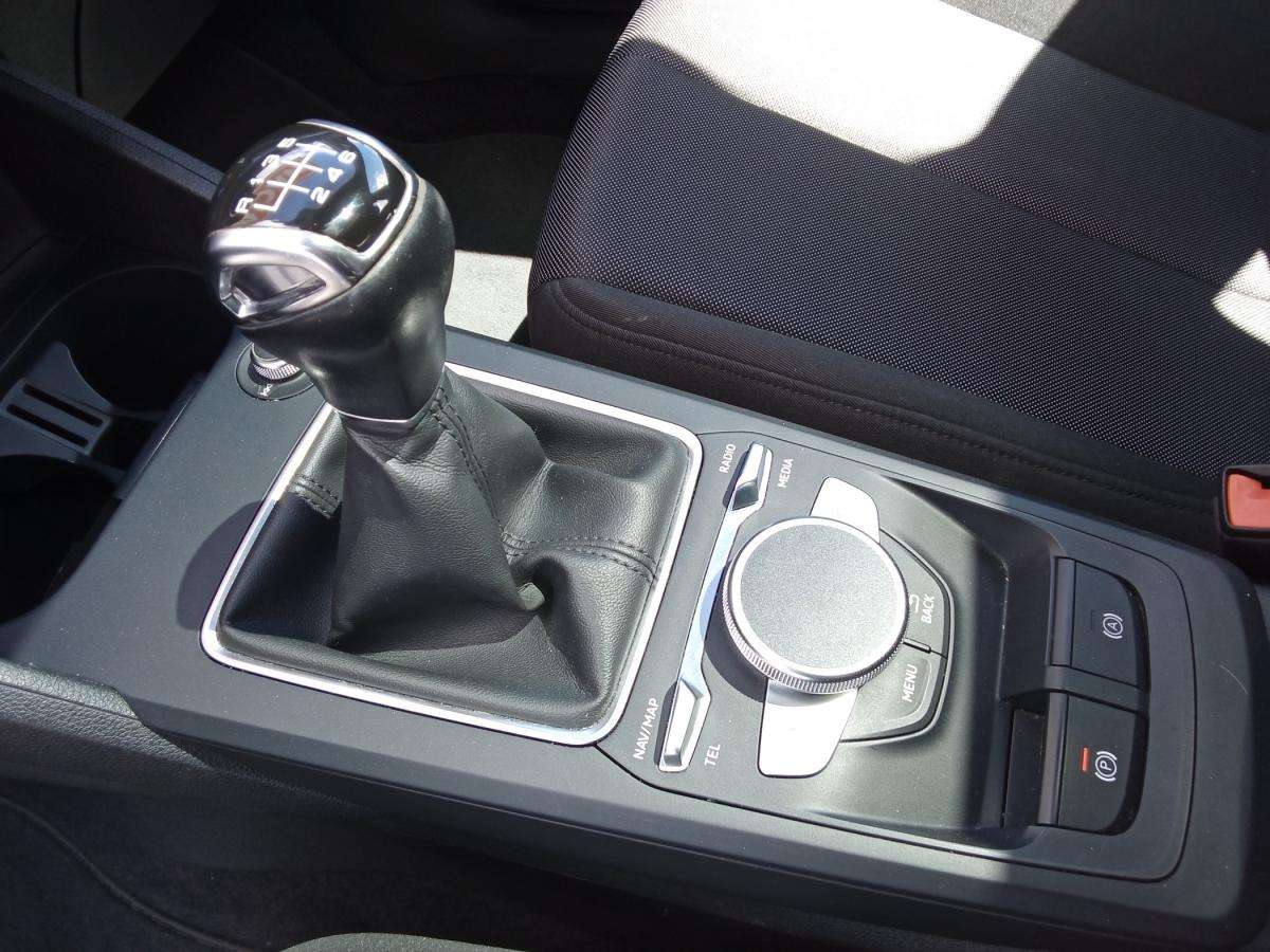 audi-q2-2021-diesel-1968cc