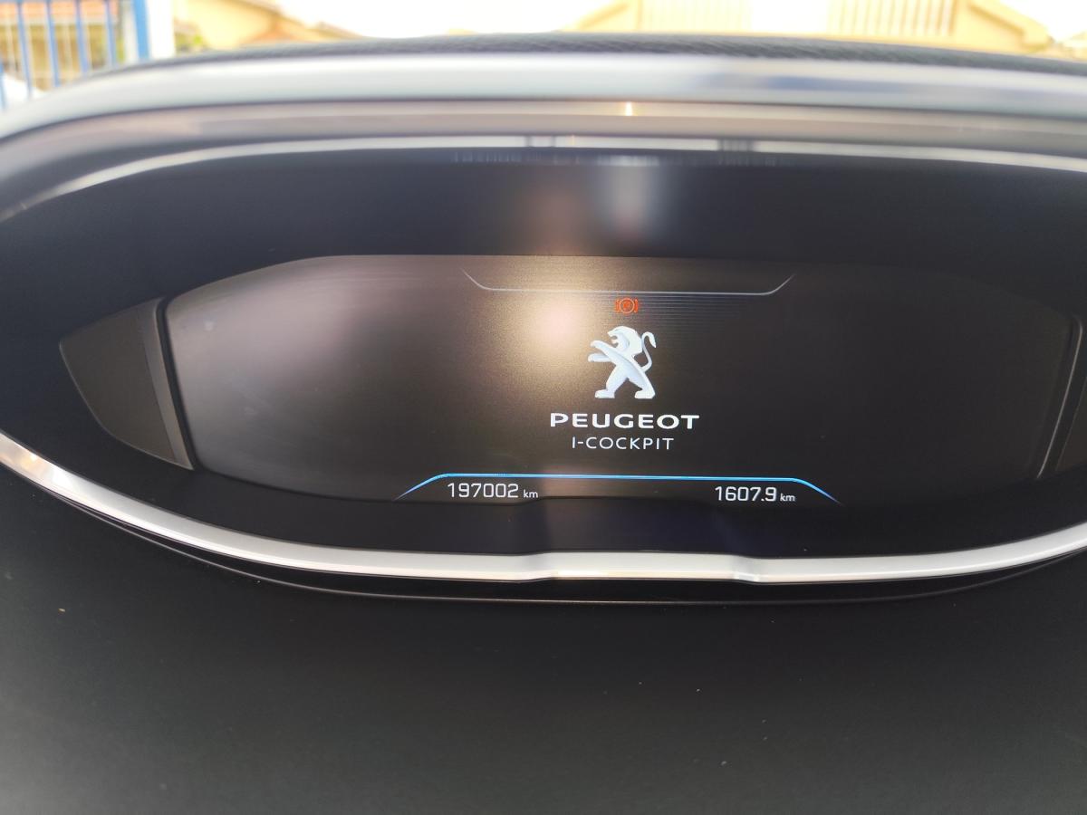 peugeot-3008-2018-diesel-1560cc