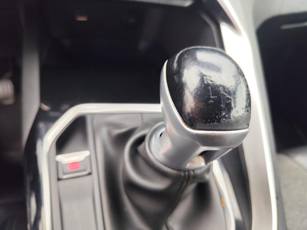 peugeot-3008-2018-diesel-1560cc