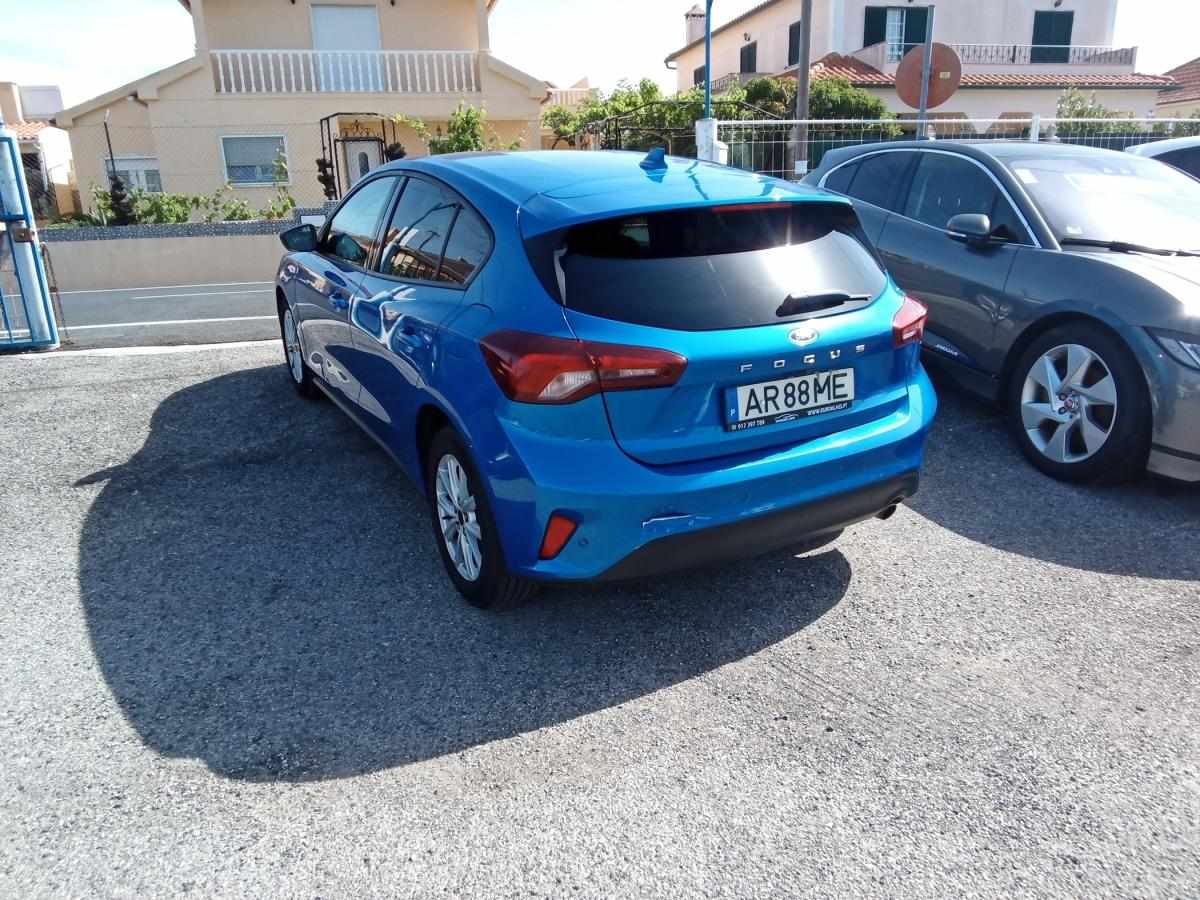 ford-focus-2022-diesel-1499cc