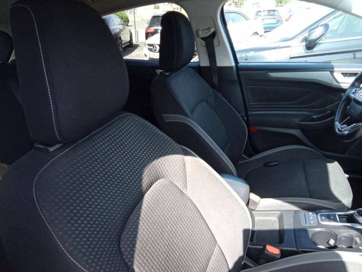 ford-focus-2022-diesel-1499cc