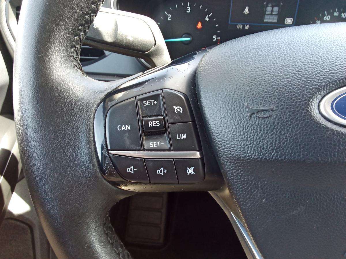 ford-focus-2022-diesel-1499cc