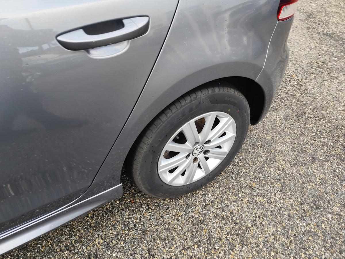 volkswagen-golf-2011-diesel-1598cc
