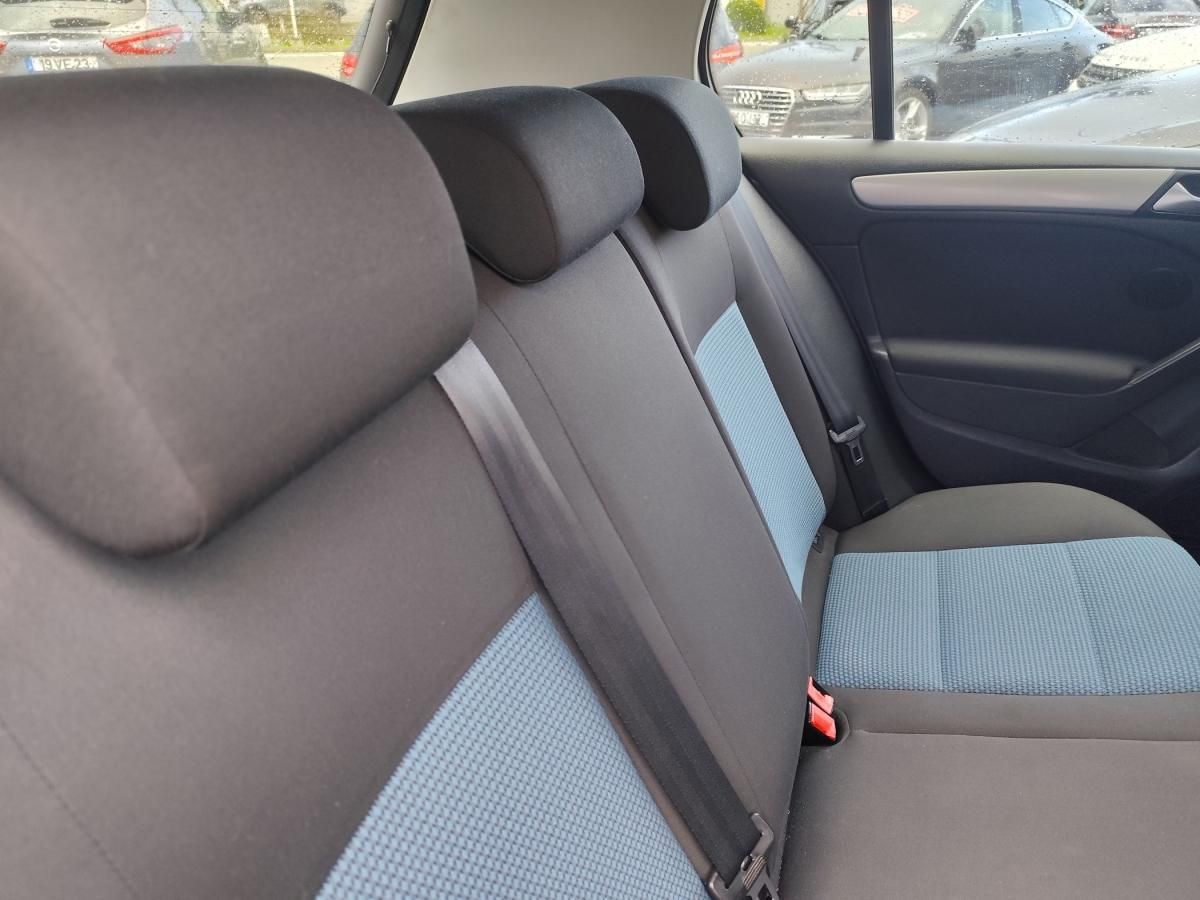 volkswagen-golf-2011-diesel-1598cc