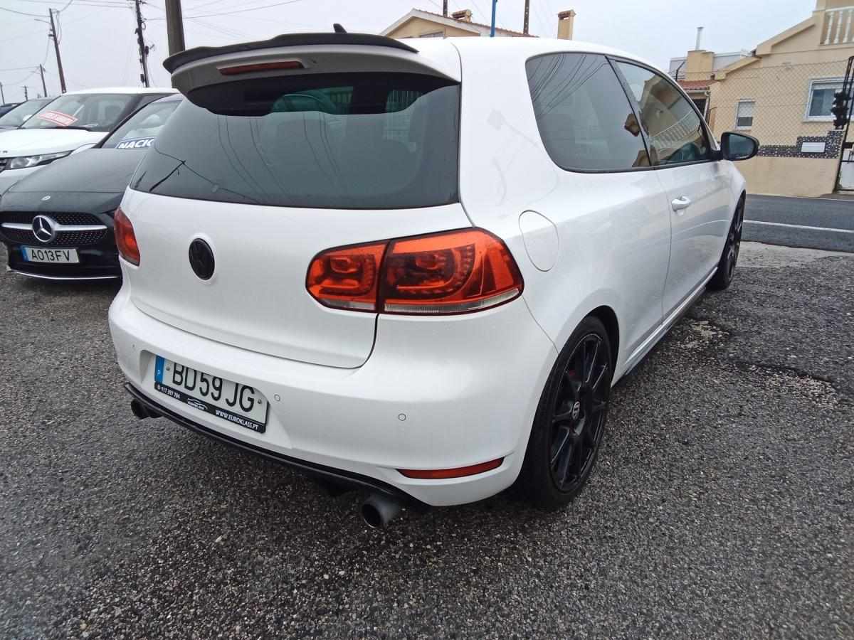 volkswagen-golf-2011-gasolina-1984cc
