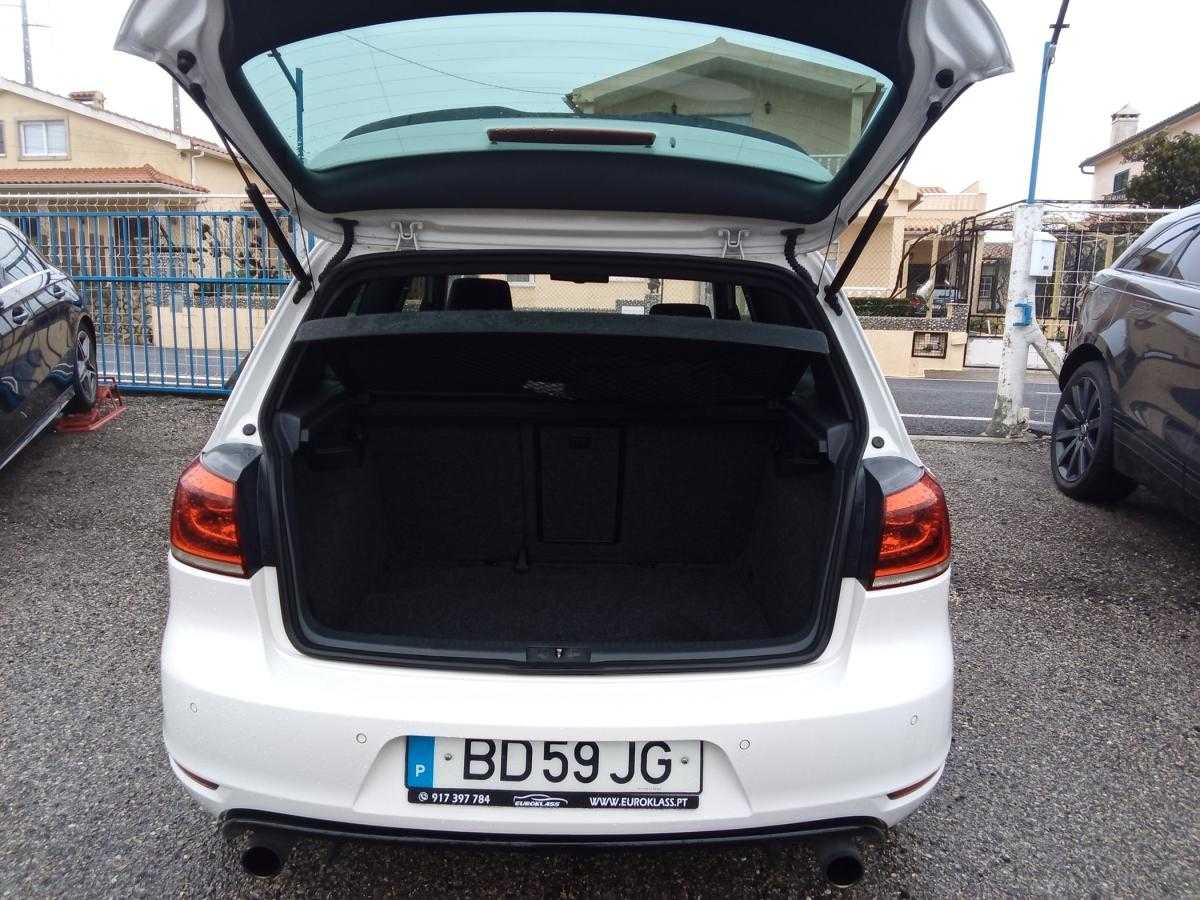 volkswagen-golf-2011-gasolina-1984cc