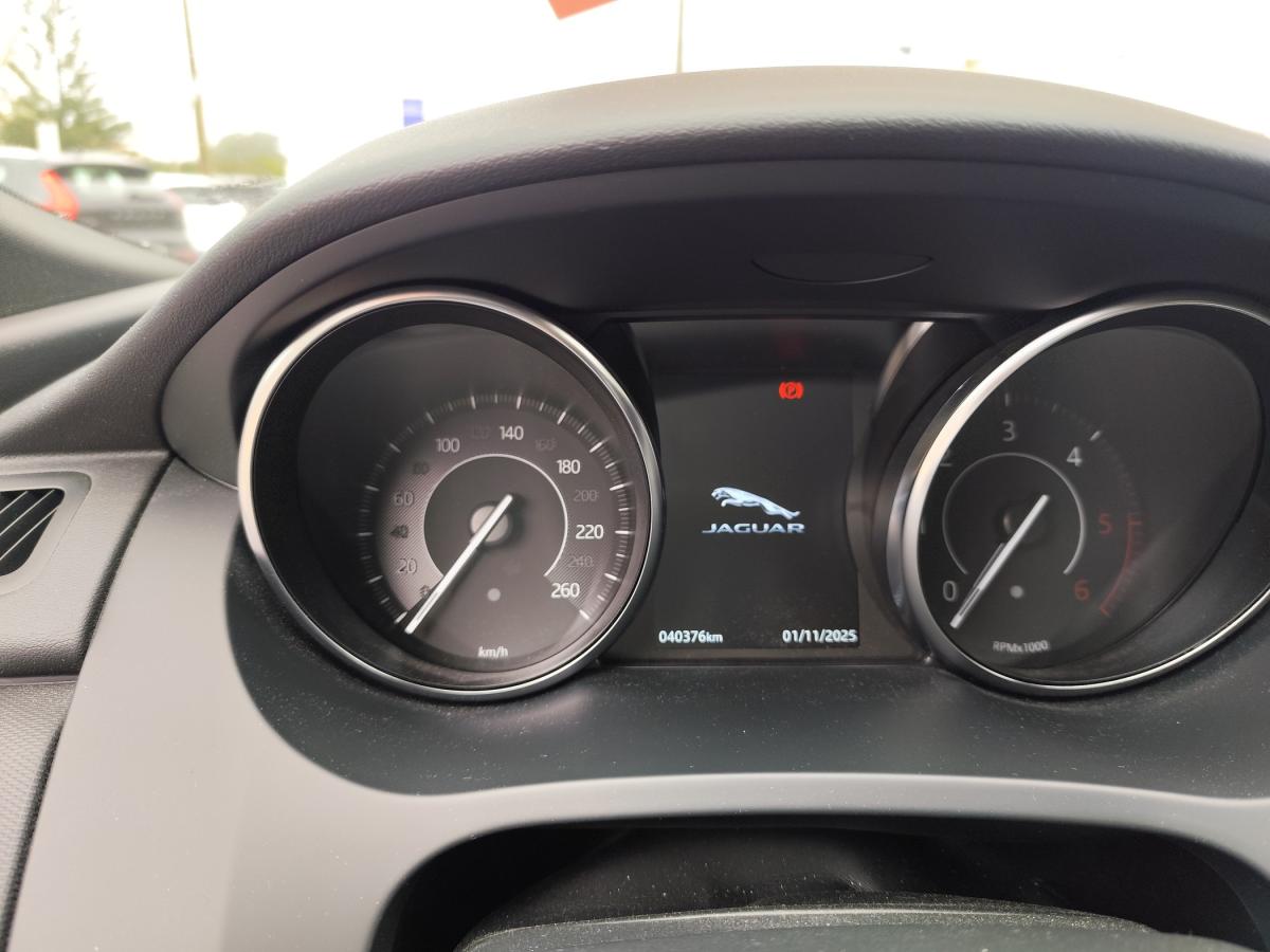 jaguar-e-pace-2018-diesel-1999cc